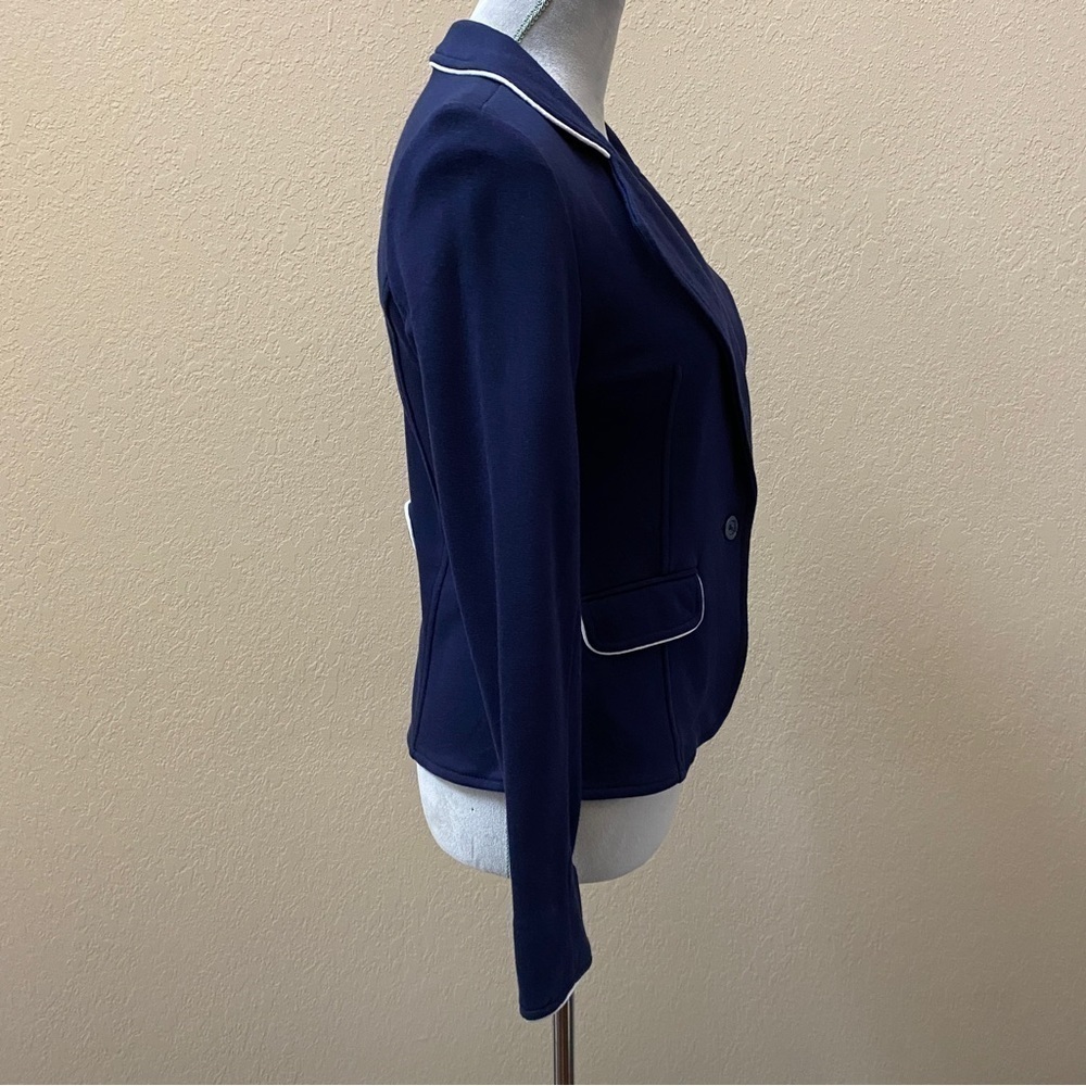 EUC Blue and white jacket - Picture 2 of 9